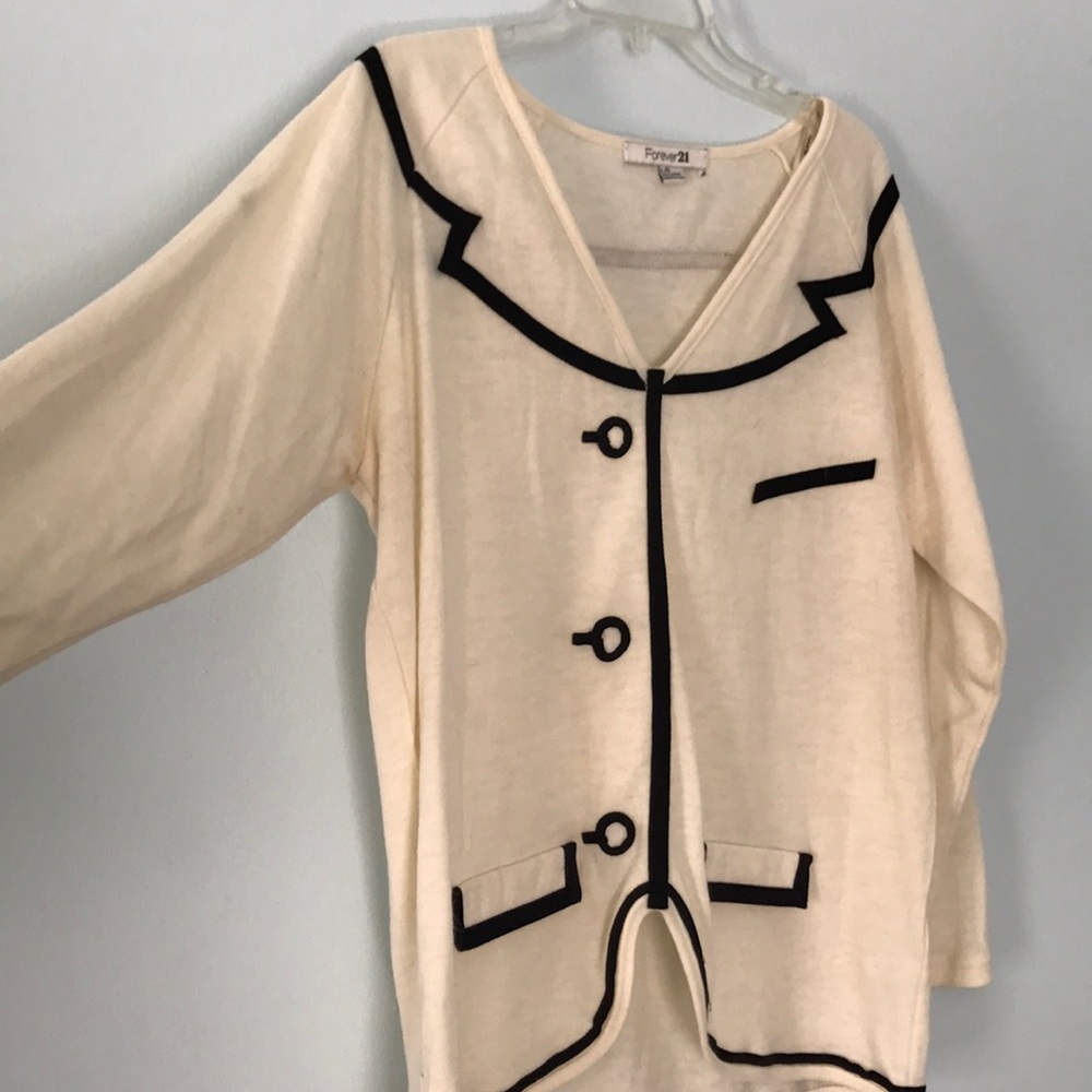 Forever 21 1980s style sweater, size large